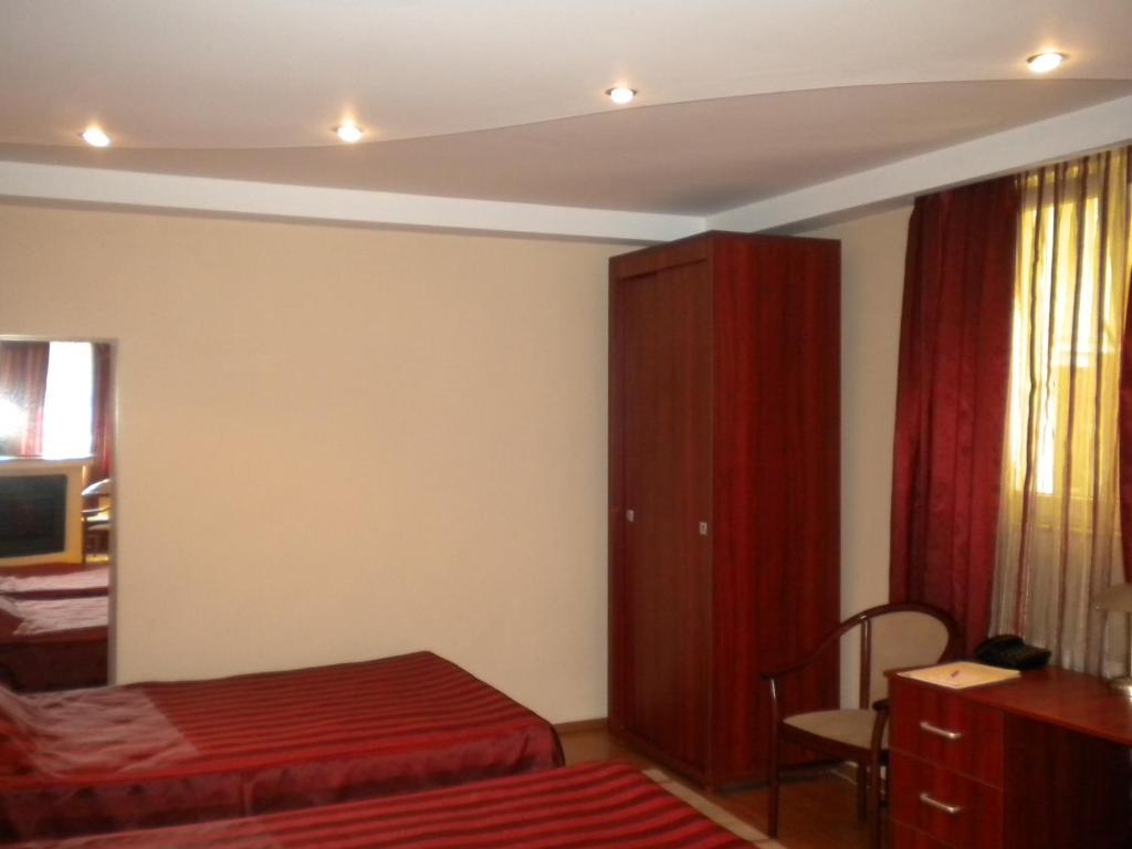 Hotel Ary Cluj-Napoca Zimmer foto