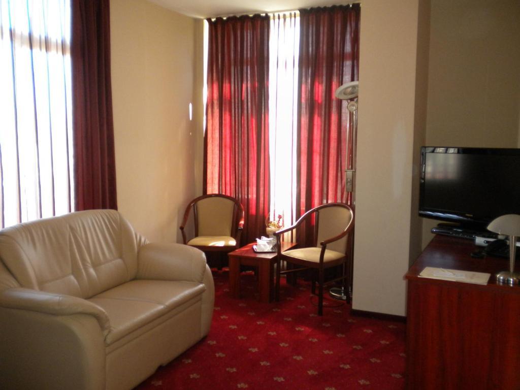 Hotel Ary Cluj-Napoca Exterior foto
